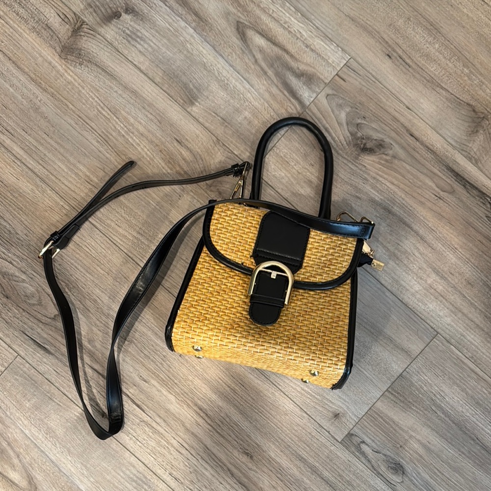 Stylish Black and Tan Women's Handbag